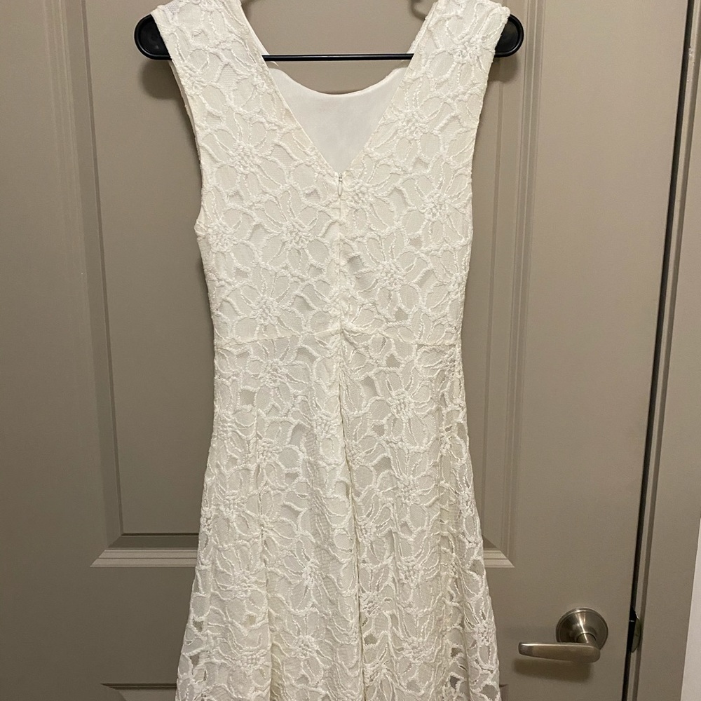White Dress - Picture 4 of 6